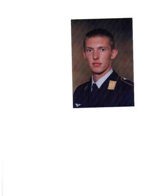 Hüniken / Er sucht Sie / Celli21
