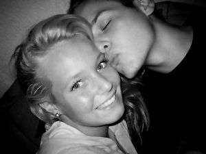 Lochum / Sie sucht Ihn / BabyKeks88