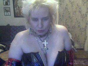 Schönborn / Sie sucht Ihn / Angie041