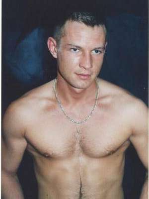 St. Johann / Er sucht Sie / markus_bln