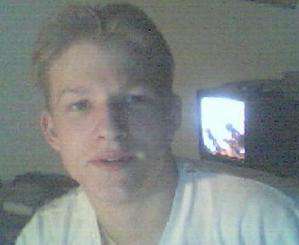 Nackenheim / Er sucht Sie / babatee