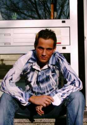 Straß / Er sucht Sie / Player1984