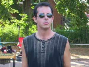 Weisching / Er sucht Sie / rimclick