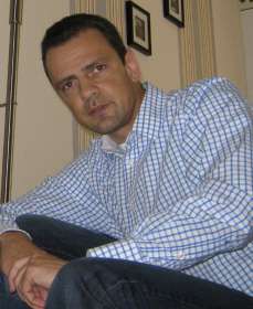 Givisiez / Er sucht Sie / MichaHude