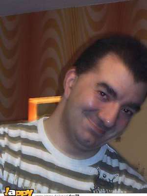 Stiefern / Er sucht Sie / dev78