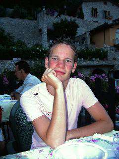 Hameln / Er sucht Sie / Chris1986m