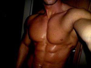 Kleedorf / Er sucht Sie / bodyzol