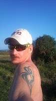 Intenham / Er sucht Sie / Markiii811