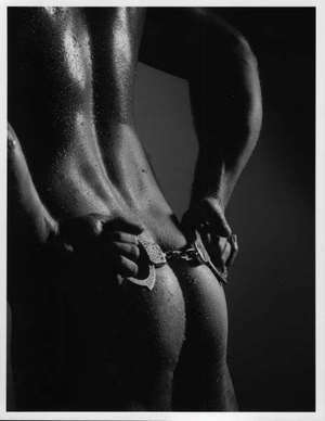 Neu Poserin / Er sucht Sie / Tommy2304