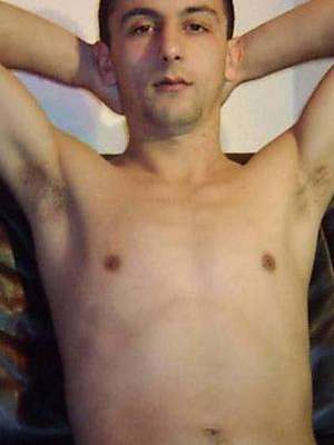 Rosenburg / Er sucht Sie / jivko79