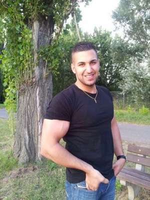 Wiesbaden / Er sucht Sie / Lamor