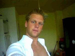 Tauche / Er sucht Sie / Fantasyboy22