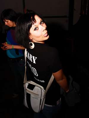 Unterleithen / Sie sucht Ihn / Mary_Oo
