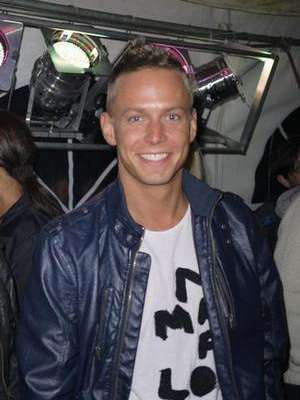 Gnewitz / Er sucht Sie / timolove90