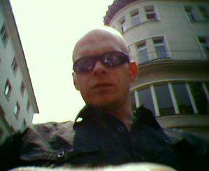 Velbur / Er sucht Sie / Nightmare78