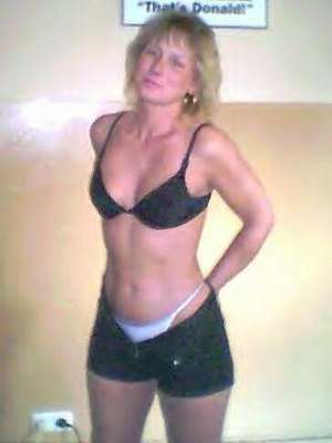 Essenheim / Sie sucht Ihn / HotSilvi