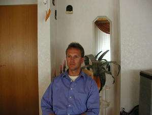 Steina / Er sucht Sie / papagei