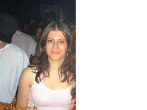 Unterburbach / Sie sucht Ihn / Pradagirl86