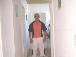 Kotzendorf / Er sucht Sie / spike75