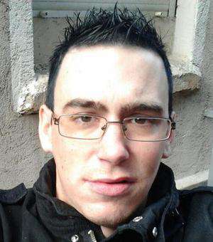 Donaudorf / Er sucht Sie / Blacklion111