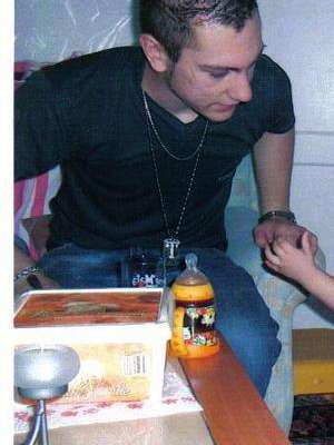 Feicht / Er sucht Sie / shadowe19