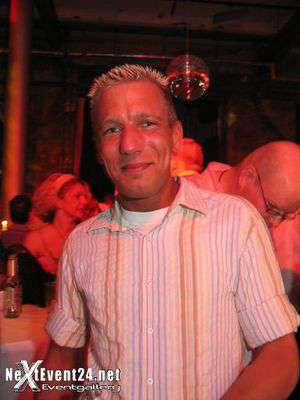 Kiesling / Er sucht Sie / Bettchen