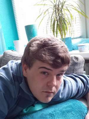 Aist / Er sucht Sie / Soalaa