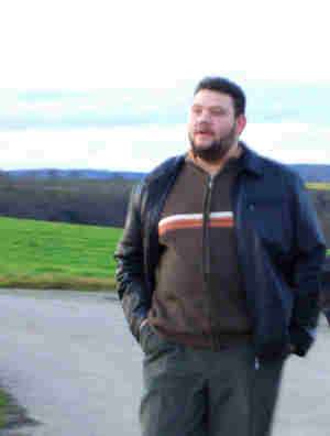 Niedernhausen / Er sucht Sie / landshark