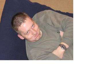 Tschugg / Er sucht Sie / snooze76