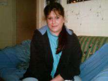 Salvenach / Sie sucht Ihn / Emanuela35