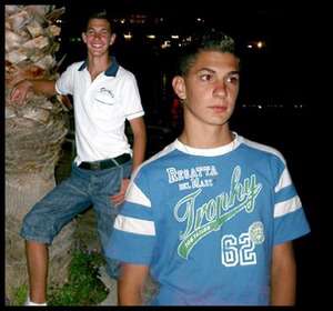 Knirzing / Er sucht Sie / CroBoy89