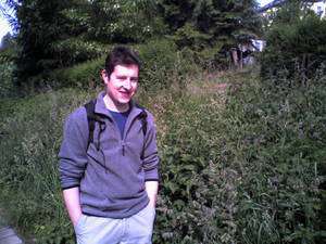 Neuaigen / Er sucht Sie / purzel535