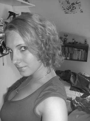 Haging / Sie sucht Ihn / NinaHexe