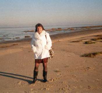 Lohn (SH) / Sie sucht Ihn / Lady-44