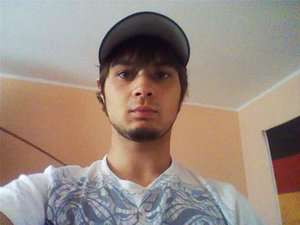 Straßham / Er sucht Sie / johnbell92