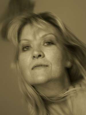 Missingdorf / Sie sucht Ihn / cyria