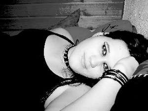 Kritzing / Sie sucht Ihn / GraveGuard