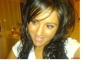 Erdleiten / Sie sucht Ihn / Greeklady