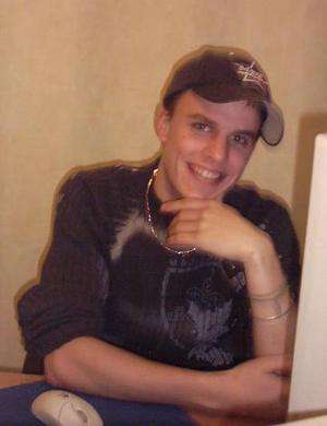 Jevenstedt / Er sucht Sie / Aaron_1