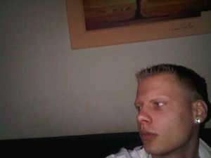 Brand / Er sucht Sie / peggio