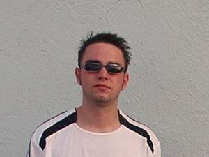 Schernfeld / Er sucht Sie / DenYo_23