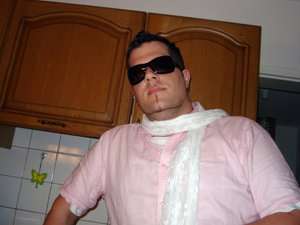 Raucheneck / Er sucht Sie / AndyZ1979