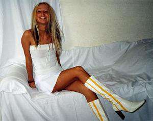 Feldmeilen / Sie sucht Ihn / Monique18