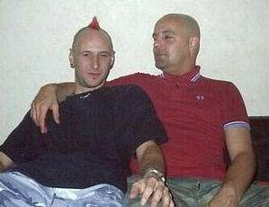 Handenberg / Er sucht Sie / GaySkinBln