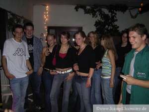 Burghause / Sie sucht Ihn / Maskaponita