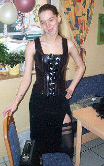 Kriechenwil / Sie sucht Ihn / shira24