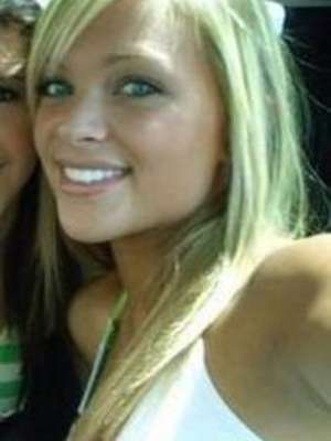 Laboe / Sie sucht Ihn / Hotgirl17