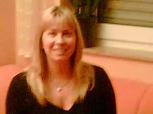 Unter Winden / Sie sucht Ihn / Fuertherin43