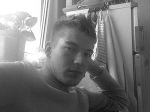 Unterholz / Er sucht Sie / Whitesweet