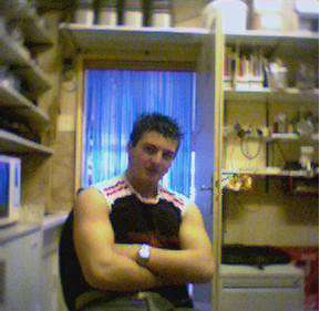 Aistental / Er sucht Sie / italoboy89